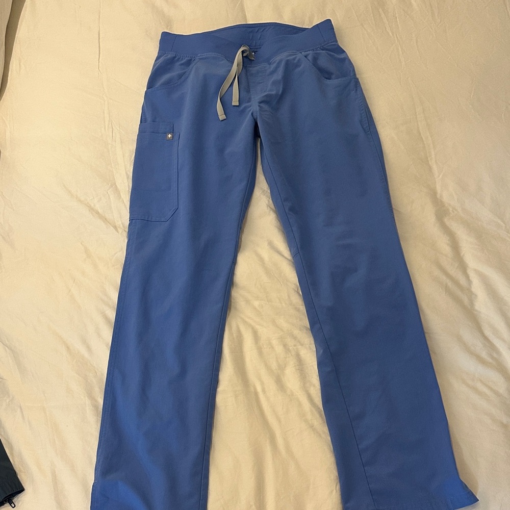 Figs Kade Cargo Scrubs